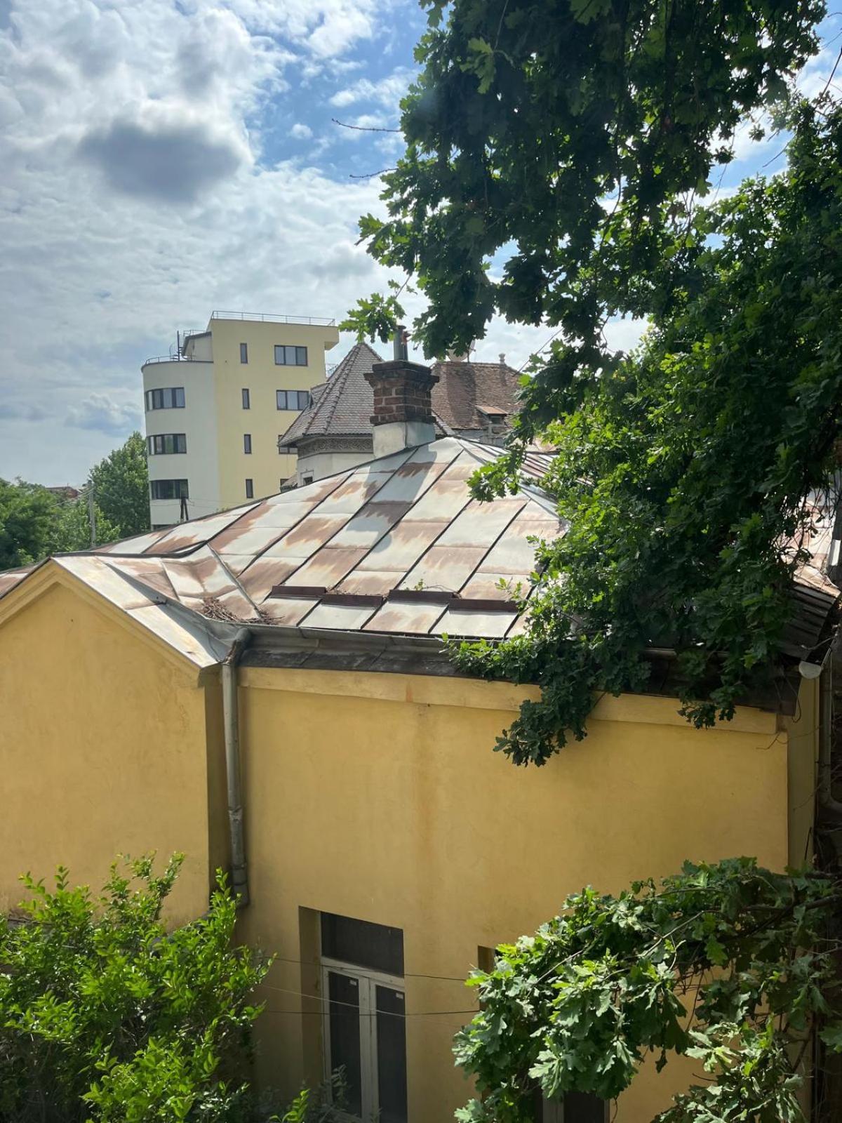 House Of Tourists Garden And More Bucharest Exterior photo
